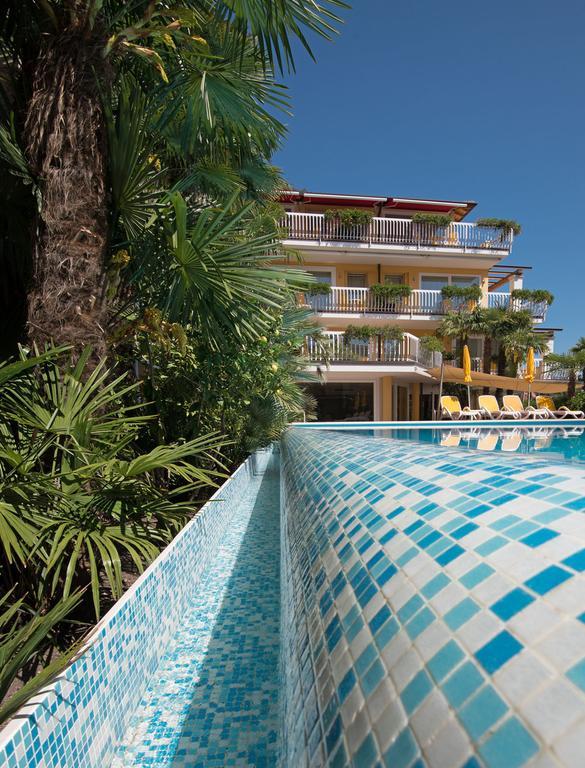 Hotel Capri Bardolino 3S Extérieur photo
