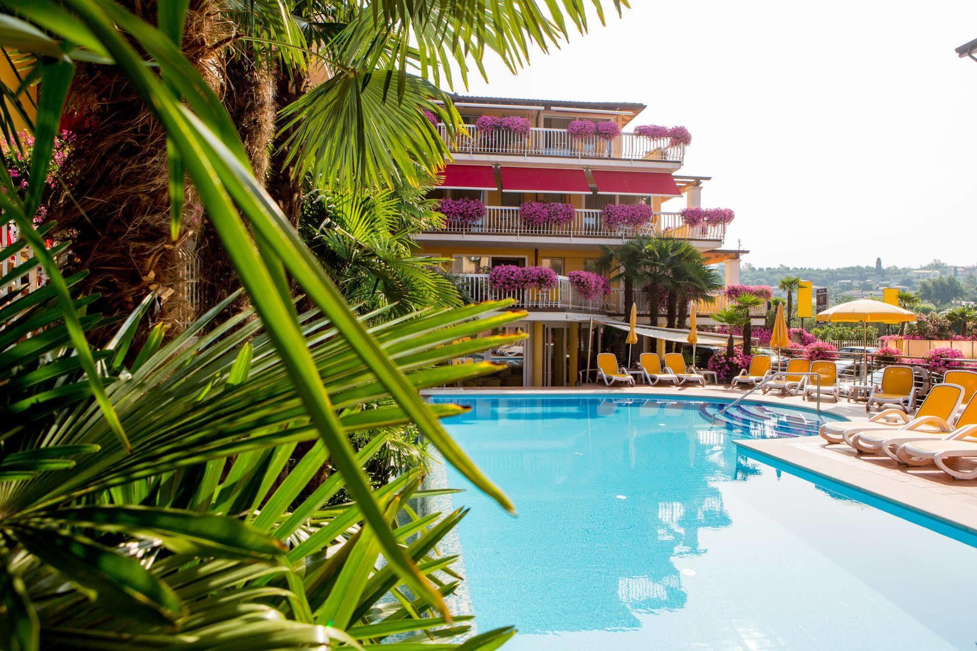Hotel Capri Bardolino 3S Extérieur photo